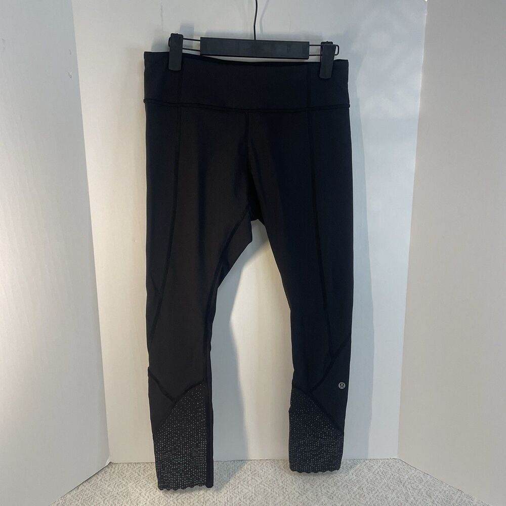 Lululemon Womens 8 Scalloped Hem Running Workout Yoga Leggings